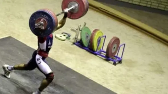 سفر تیم مدعی قهرمانی با تاکسی دربستی