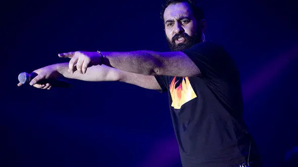 خواننده معروف ایرانی آلبوم عربی منتشر می کند!