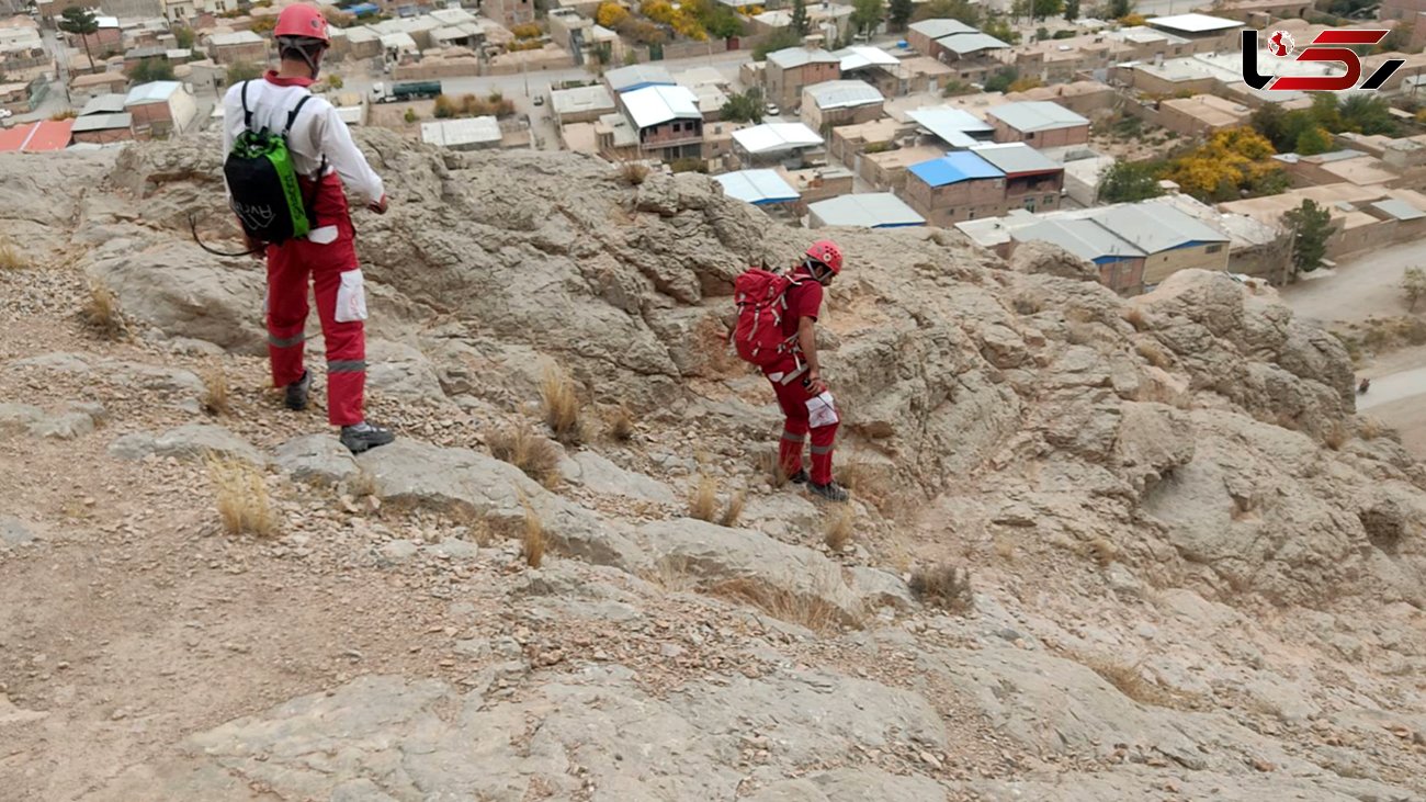 3 کودک کرمانی در کوه‌های مسجد صاحب الزمان گرفتار شدند
