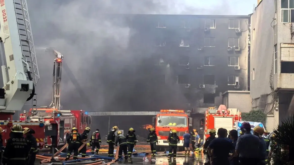 آتش‌سوزی مرگبار در کارخانه کفش چین با 28 کشته