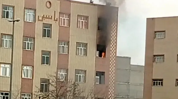 آتش سوزی آپارتمان مسکونی در شاهین شهر