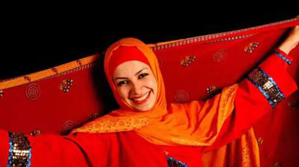 تقلید صدای خاله شادونه توسط یک مرد/ همه خندیدند!