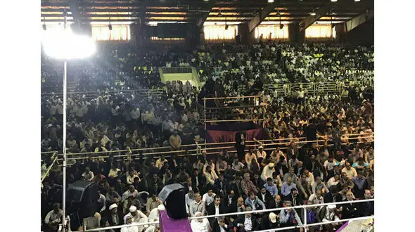 روحانی در سفر به هرمزگان : برخی فکر می‌کنند افتتاح چراغ لامپ است که ما بزنیم افتتاح شود