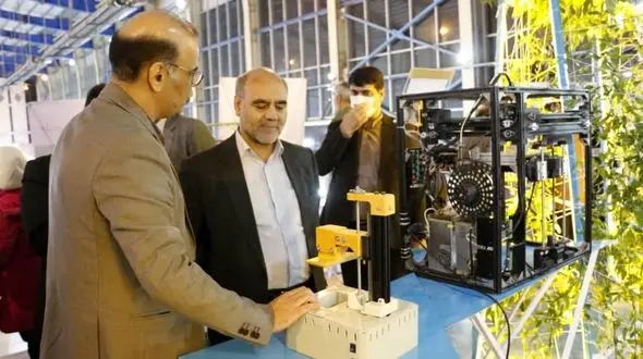 بازدید رییس کل دادگستری لرستان از نمایشگاه توانمندی های صادرات استان