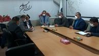 دیدار صمیمانه معاون حمل و نقل استان اصفهان با رانندگان بخش کالا در پایانه بار مبارکه انجام شد
