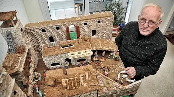 12 سال زمان برای ساخت ماکت صحنه تولد حضرت مسیح 