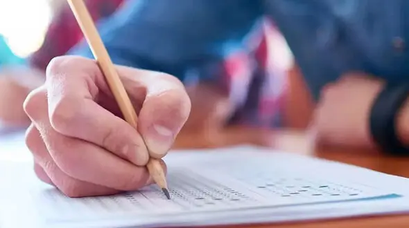 برگزاری آزمون آیلتس در ایران متوقف خواهد شد