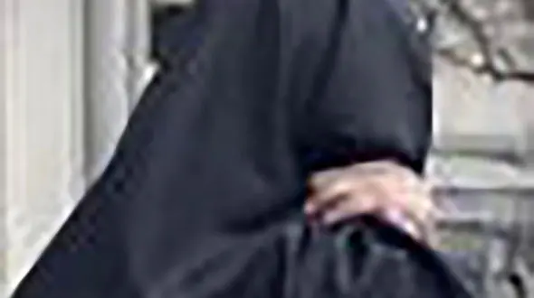 پسر شوهرم از من درخواست شیطانی کرد / میترا 33 ساله با مرد 80 ساله ازدواج کرده بود !