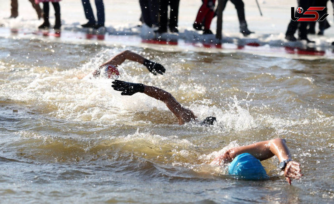 ماجراجویی جالب شناگران چینی در استخر یخچالی +تصاویر