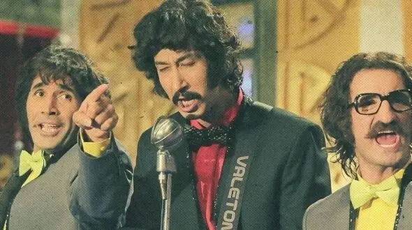 فیلم/ نگاهی به خوانندگی فراموش نشدنی و خنده دار بهرام افشاری در یک مجلس ختنه سورون؛ سکانسی که صد بار هم ببینی بازم کمه