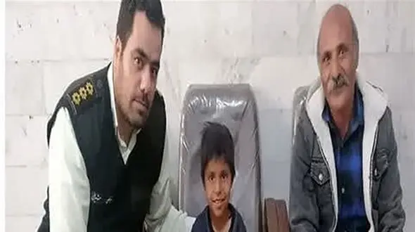 پسر بچه ۴ ساله گمشده به آغوش خانواده اش برگشت