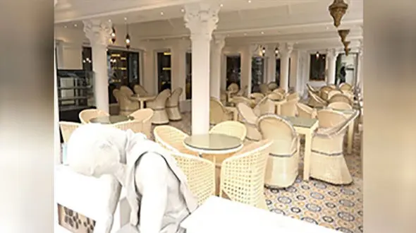 افتتاح بزرگترین کافه میلیاردی رشت در یک هتل