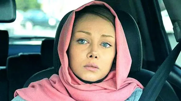 شهره قمر کیست؟