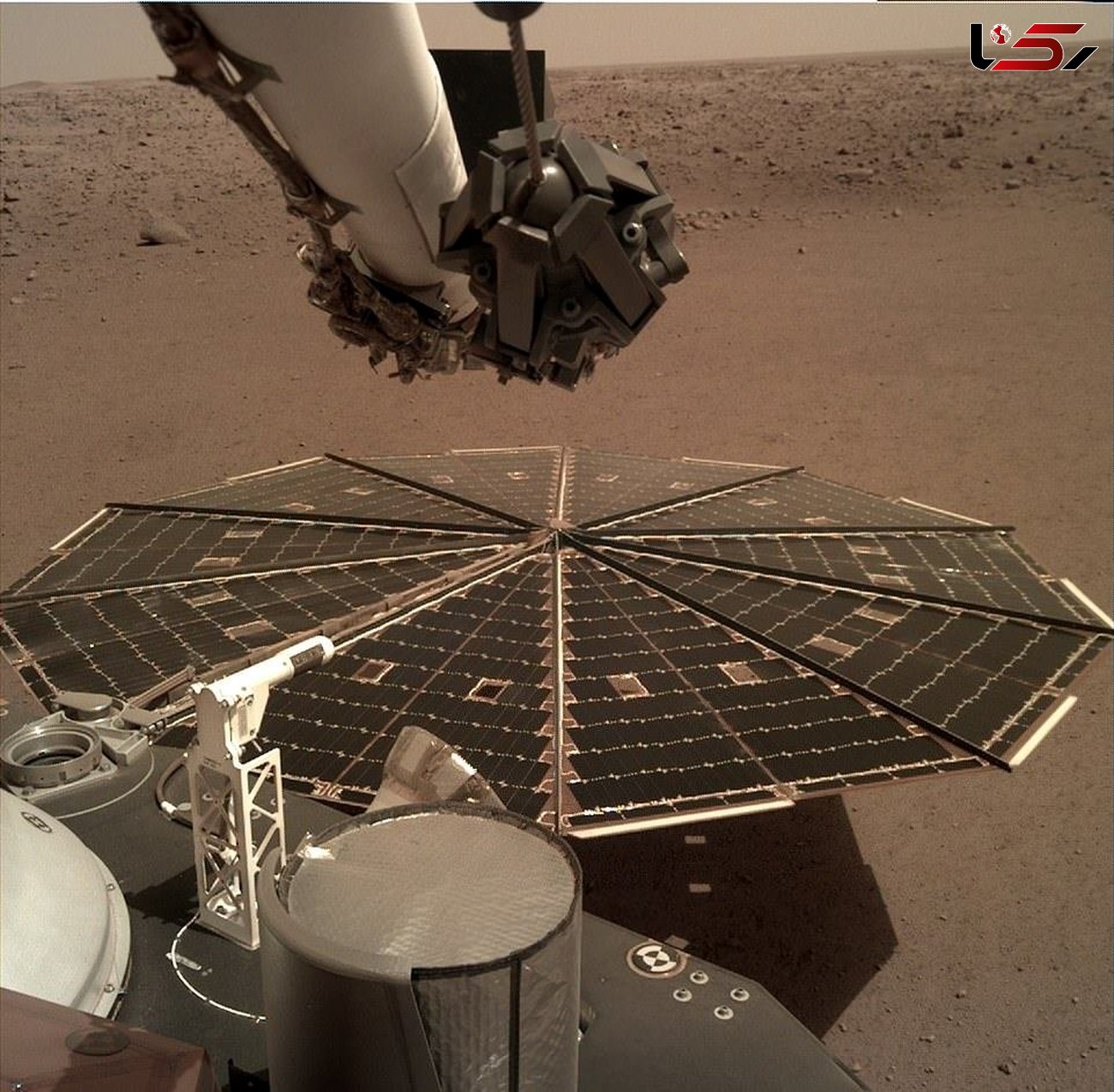 نخستین سلفی  ثبت شده در مریخ+عکس