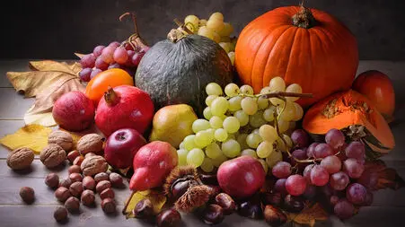 پاییز این غذاها را بخورید / از انرژی رنگ ها تا آرامش روان
