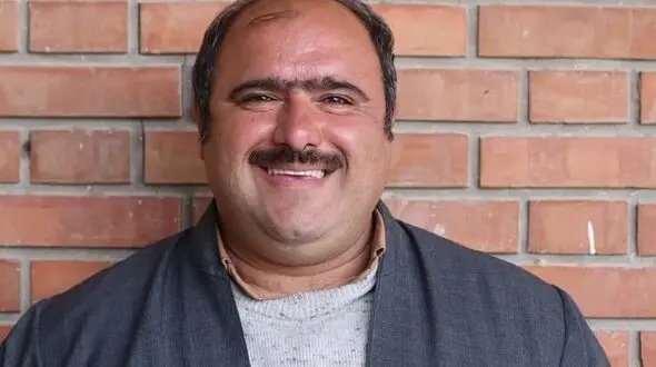 فیلم / نگاهی به چیدمان عهد بوقی خانه فوق مجلل   کاظم نوربخش، سلمان سریال نون خ / از میز جادویی تا گرامافون مسی و فرش های اصیل ایرانی !