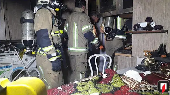 شعله های آتش در آشپزخانه + عکس