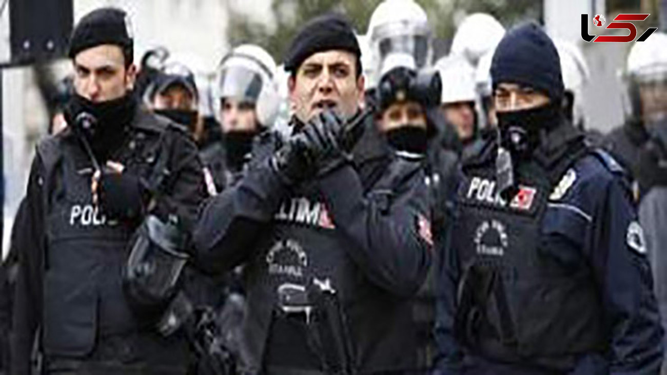 یک افسر پلیس ترکیه به دنبال حمله تروریستی به مقر پلیس کشته شد