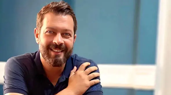 قطعی شدن طلاق پژمان بازغی از همسرش !  عکس عاشقانه پژمان بازغی با دختر زیبایش