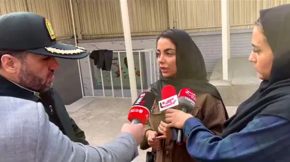 فیلم لحظه تحویل موبایل سرقتی دختر تهرانی توسط سرکلانتر دوم پلیس پیشگیری