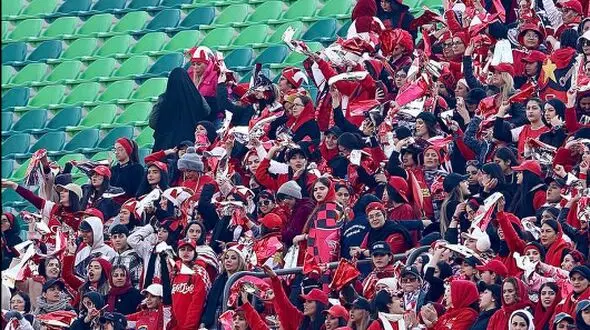 وضعیت حضور تماشاگران زن در بازی تراکتور-سپاهان