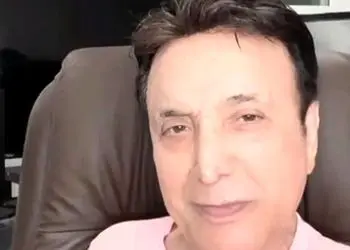 عکس سفر در زمان/ چهره حسن شماعی زاده در ۸۳ سالگی / چه قدر پیر و شکسته شده