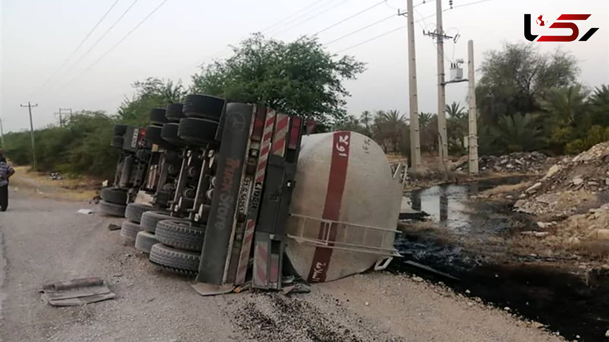 3 عکس از واژگونی هولناک تریلی عراقی حامل مازوت در جاده دشتستان