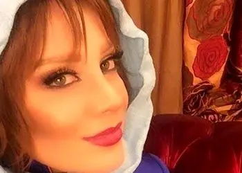 عکس/ نگاهی به استایل سوارکاری شراره رخام با اسب سفید فوق العاده زیبا