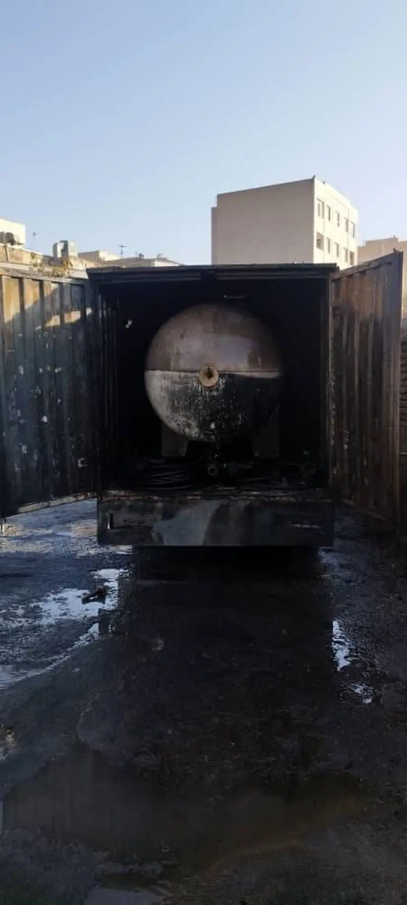 آتش سوزی انبار مواد غذایی