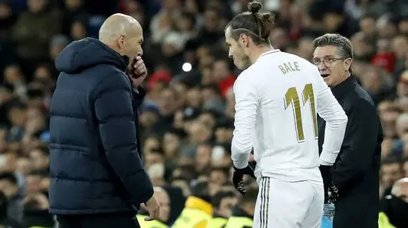 پاسخ محکم طرفداران رئال مادرید به بنر گستاخانه گرت بیل! + عکس