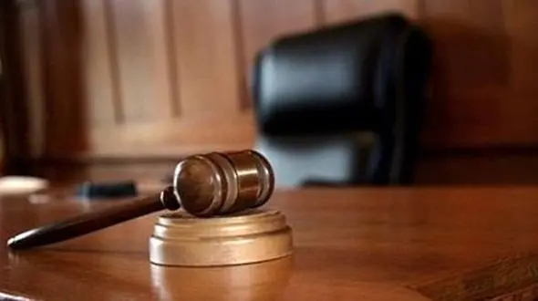 آزار و اذیت وحشیانه زن جوان در برابر چشمان شوهرش /  52 سال زندان و 700 ضربه شلاق حکم این مرد مست است