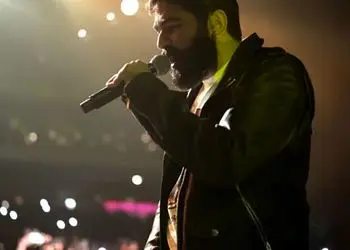 علیرضا جی جی عضو گروه زدبازی به زودی کنسرت میگذارد