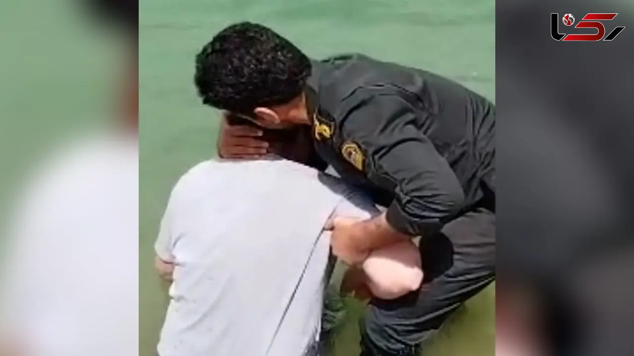 نجات مرد مهابادی از مرگ حتمی توسط دو افسر شجاع + فیلم