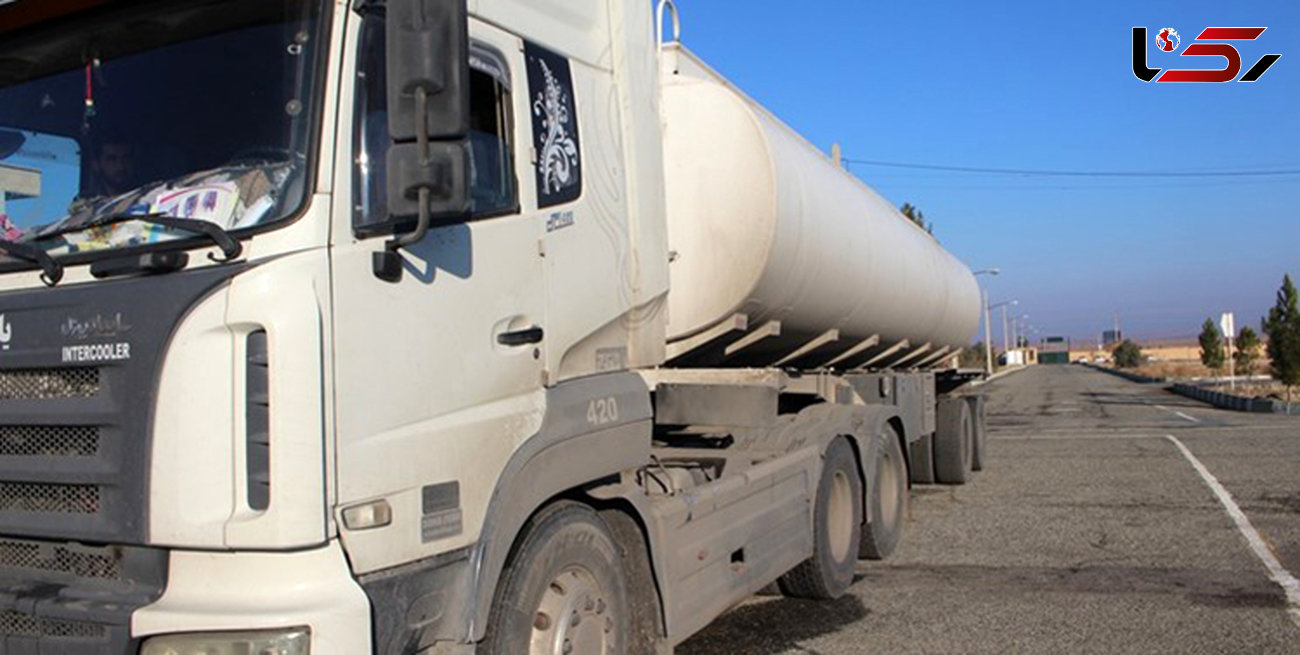 توقیف تانکر حامل نفت کوره قاچاق در بندر ماهشهر