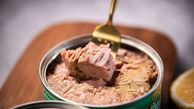 این کنسروها را کنار بگذارید؛ خطر درون قوطی‌ ها پنهان است!