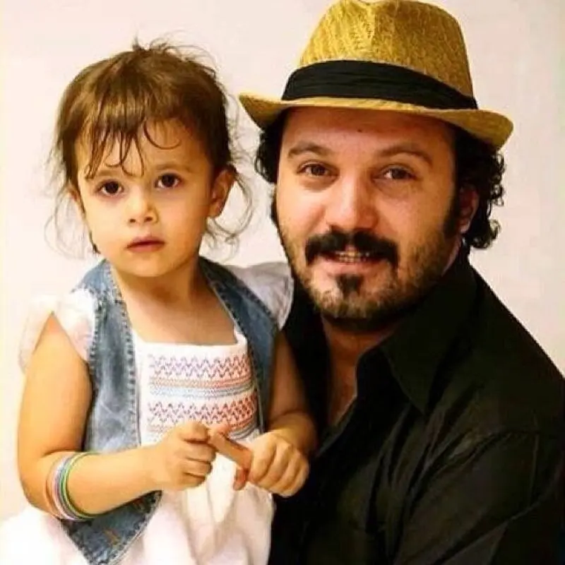 کامبیز دیرباز