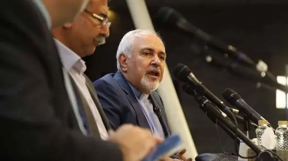 ظریف: با موضع‌گیری‌های تند آب به کاسه تندروی نریزیم