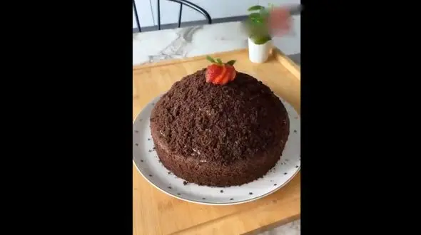 کیک عید فطر را برای خانواده درست کنید + فیلم