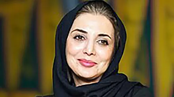 ویدیوی دیده نشده از مراسم عقد رویا میرعلمی ستاره جوکر؛ سر سفره عقد هی از بلا و مریضی حرف نزنین / خنده‌دارترین سکانس از سریال طنز «شمعدونی» رو اینجا ببینید
