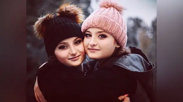 سارا و نیکا و جراحی زیبایی شان + فیلم 