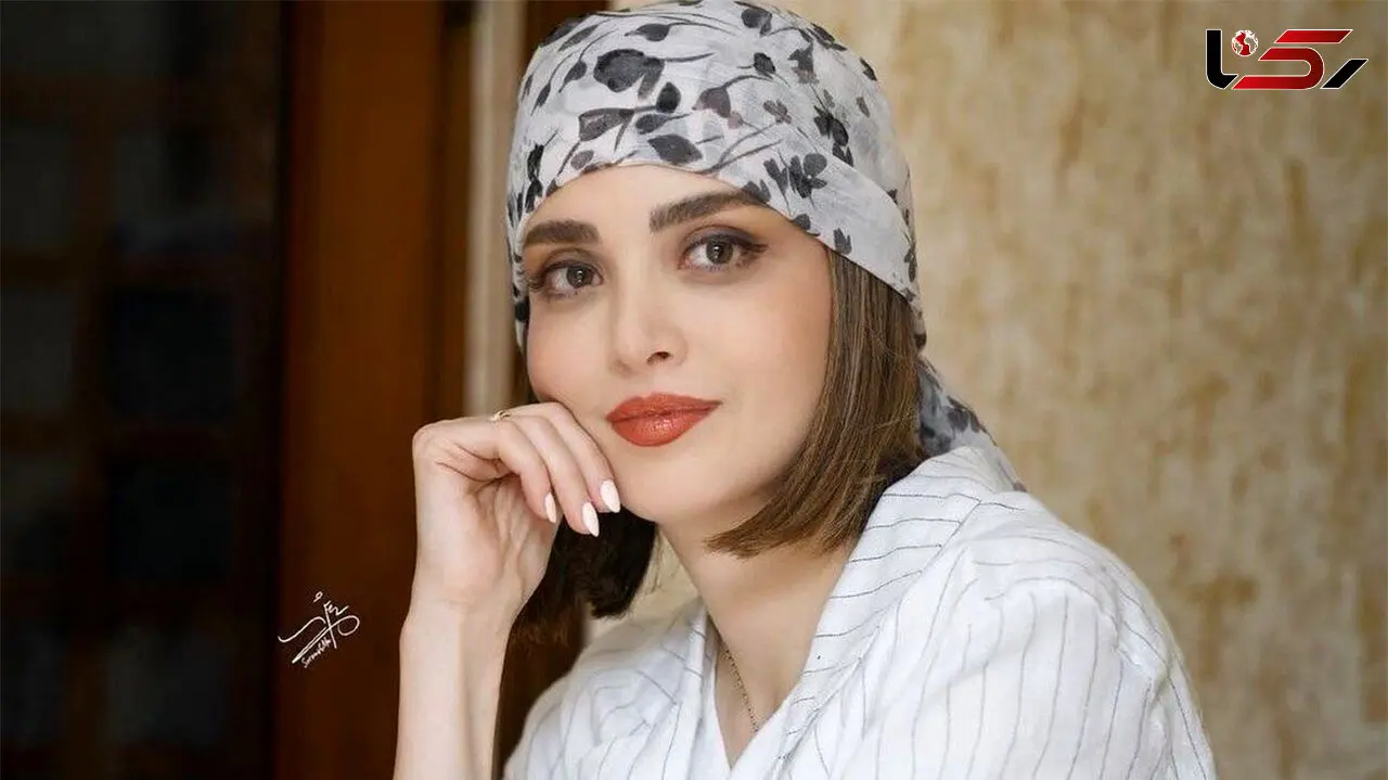 فیلم/ استایل شاهانه بهنوش طباطبایی در عروسی لاکچری خواهرزاده اش / از لباس مرواریددوزی شده تا هدبند حلزونی!