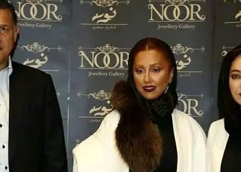 «نیکی کریمی» در کنار «علی دایی» روی نیمکت تیم راه‌آهن؛ سال 91