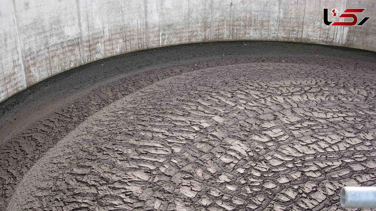 Smart Bomb-Resistant Concrete for Nuclear Facilities