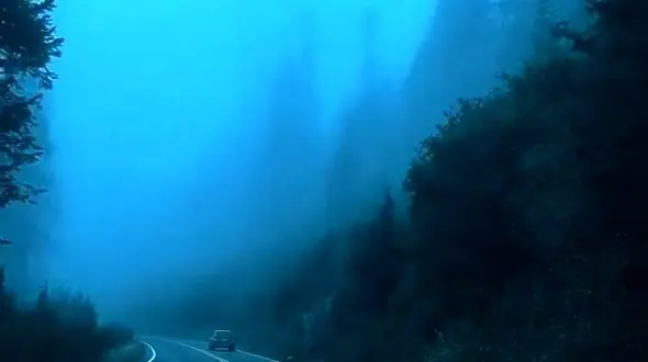 در آغوش سکوت شب آرام 