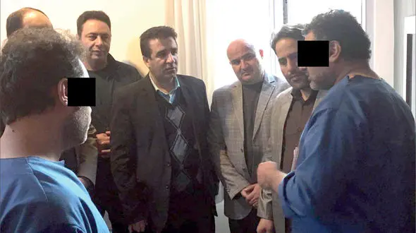 بازگشت 2 قاتل به قتلگاه مرد مشهدی! / آنها وسوسه دلار شده بودند! + عکس 