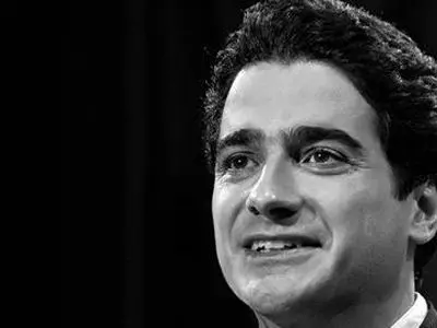 فیلم/  تمرینات بوکس همایون شجریان که با چاشنی صدای ابی حریف رو ناک اوت میکنه!