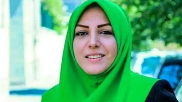 تیپ متفاوت زن برادر مجری محجبه صداوسیما وسط بازار تهران / این عکس المیرا شریفی مقدم را حتما ببینید!