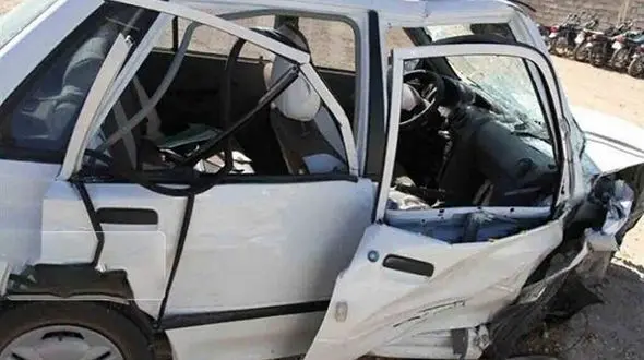 واژگونی مرگبار خودروی پراید در مسیر خمین - اراک