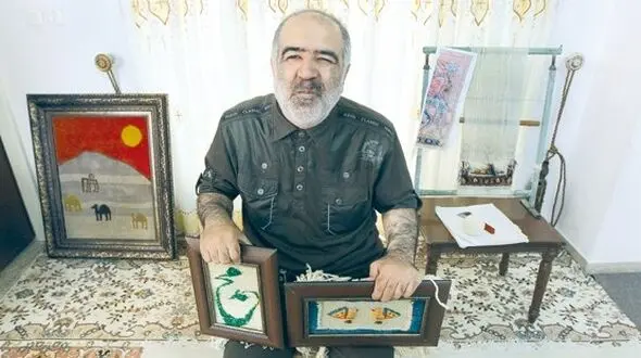 این مرد ایرانی  با دست‌هایش دنیا را می‌بیند + تصاویر