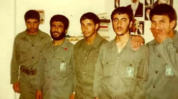 3 برادری که در یک روز شهید شدند + عکس